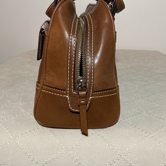 COACH Vintage Brown Leather Bag - Picture 9 of 12